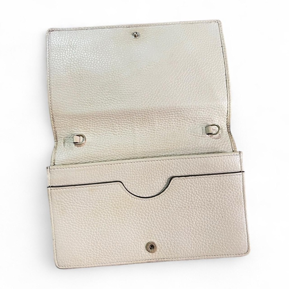 Gucci Ivory Leather Crossbody with Chain - Picture 14 of 16
